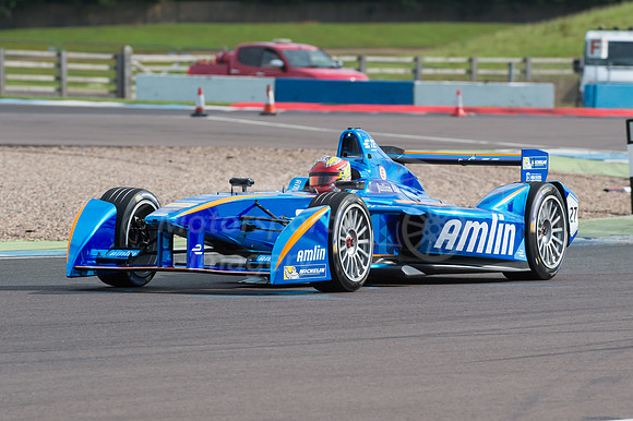 Robin Frijns