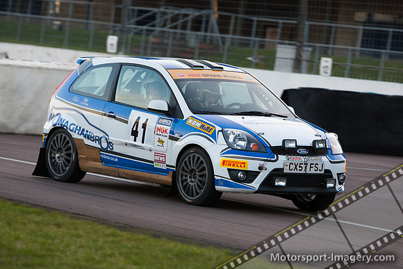Jonathan Jones / Paul Price