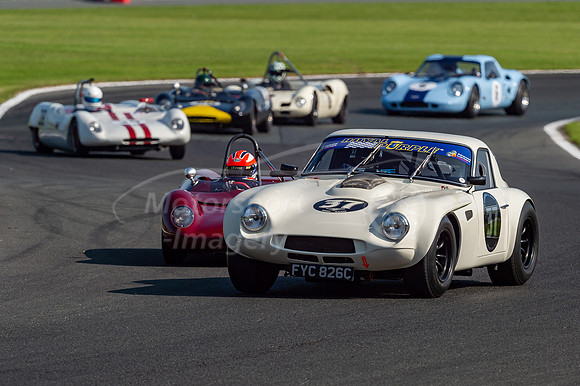 37 Mike Gardiner / Josh Cook TVR Griffith 200