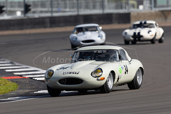 34 James Thorpe / Phil Quaife
