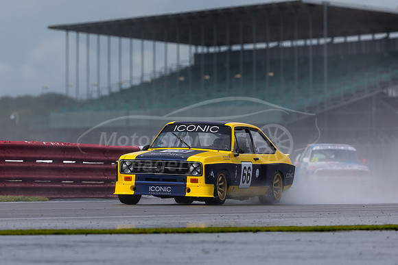 66 Nick Whale / Alistair MacKinnon