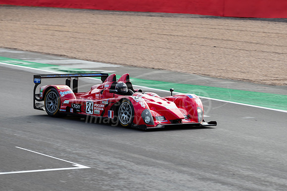 24  Mike Furness / Robin Ward,
