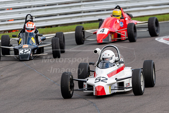 52 Trevor Morgan Reynard RF88