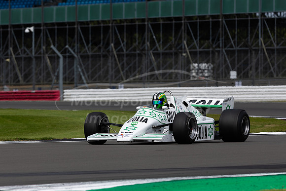 Arthur Bruckner, Arrows A6