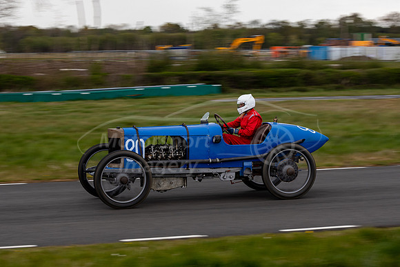 80  Geoffrey IRONSIDE,  DE DION BOUTON CURTISS