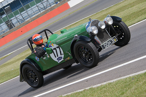 Morgan 4-4 TT Replica