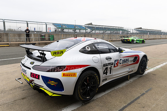 41 Jamie Orton / Will Burns