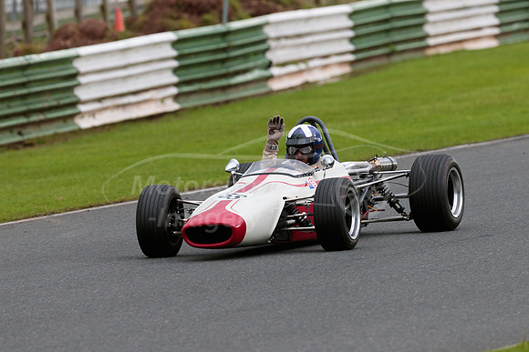 58 Ewen SERGISON  Merlyn Mk10/14