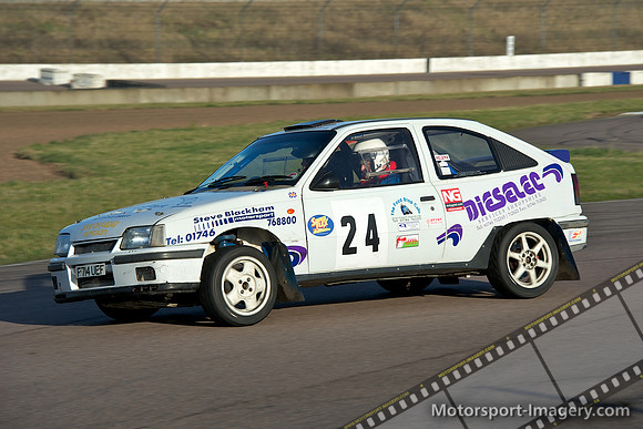 Steve Blackham / Helena Mayall - Vauxhall Astra