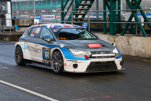 144  RS Connect