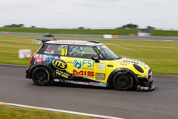 51  Freddie LEE