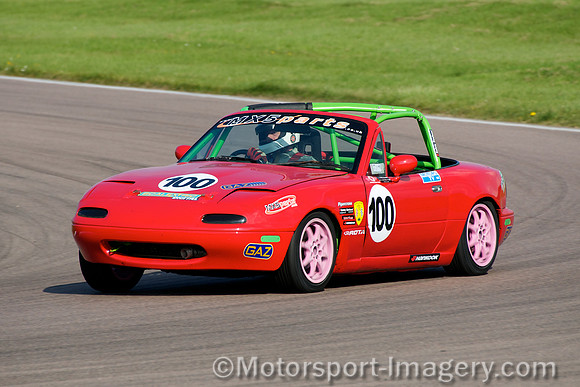 Mazda MX5, Alyn Robson