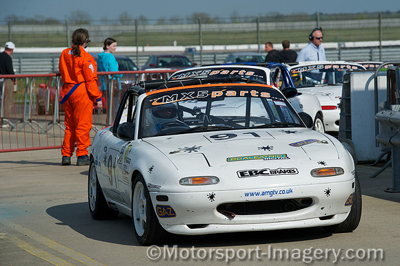Mazda MX5, Matt Davies