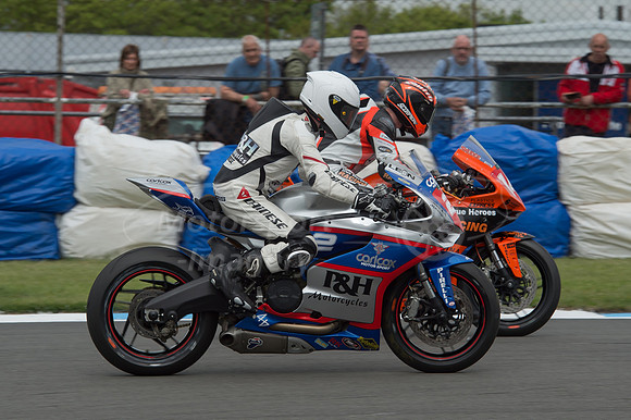 2 Leon Morris