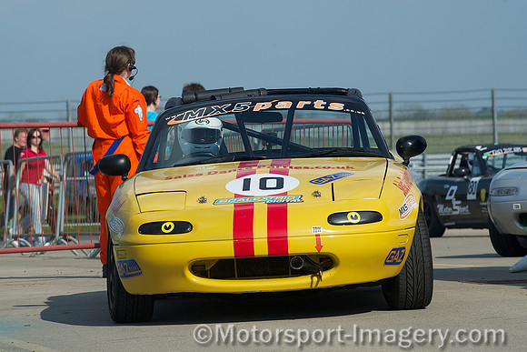 Mazda MX5 . Mazda MX5, Phillipe Retourne