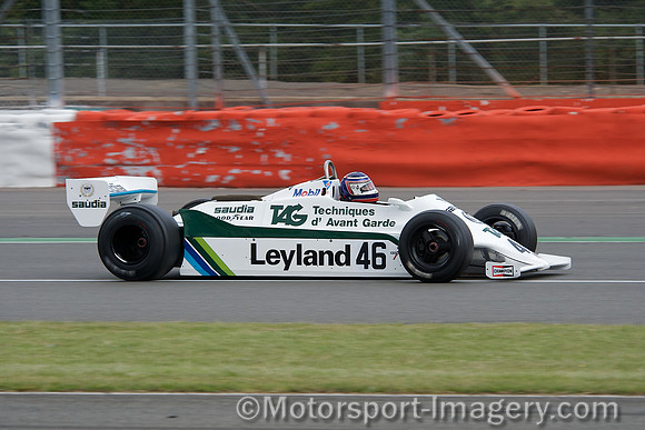 Williams FW07D, Roy Walzer