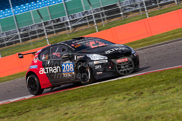 208  Team Altran Peugeot