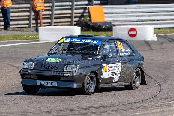 104, Alasdair Stables, Neil Jones, Vauxhall Chevette HSR