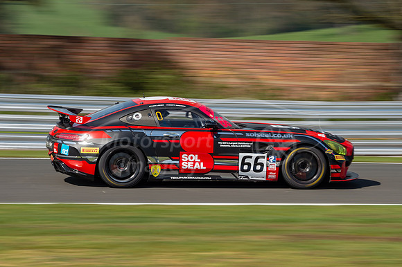 Team Parker Racing - Mercedes-AMG GT4, Nick Jones / Scott Malver