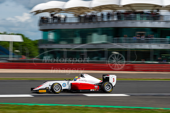 3 Johnathan Hoggard Fortec