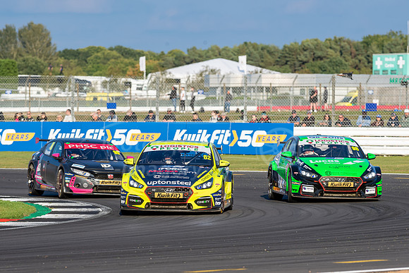 62  Rick Parfitt / 96  Jack BUTEL