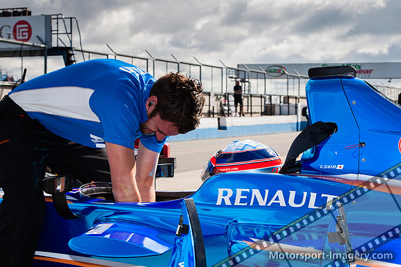 Takuma Sato - Amlin Aguri
