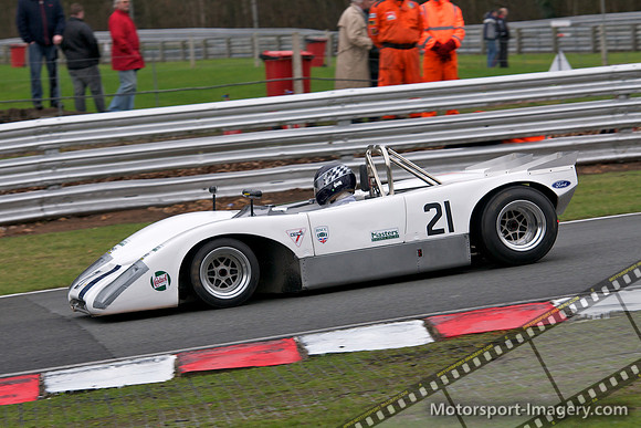 Charlie Kemp, Chris Fox, Lola T210