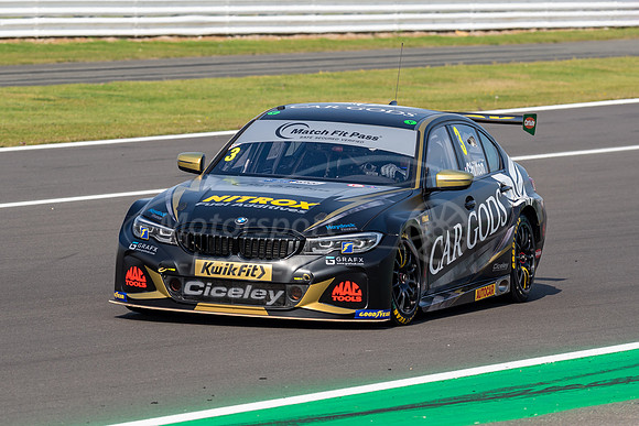 3  Tom CHILTON