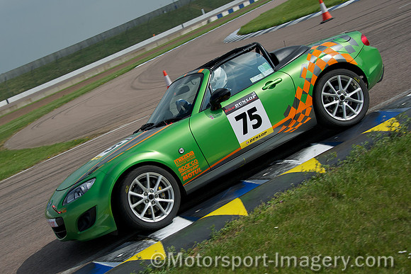 Mazda MX5, Tom Strange