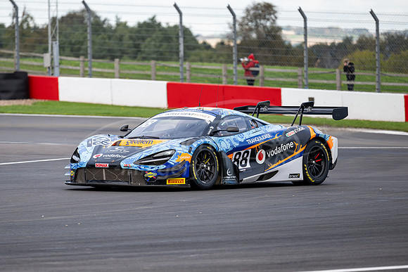 88 Miguel Ramos / Jonny Edgar