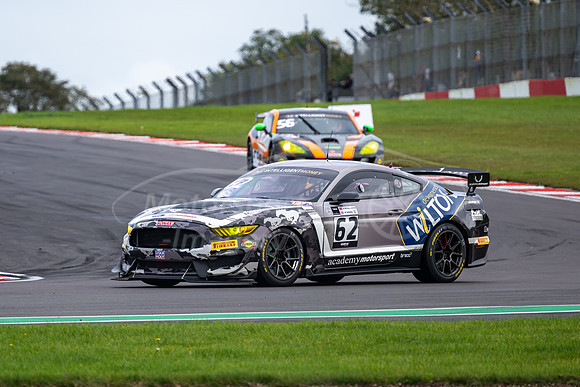 62 Will Moore / Matt Nicholl-Jones