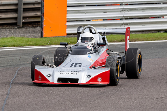 16 John Moore Delta T80