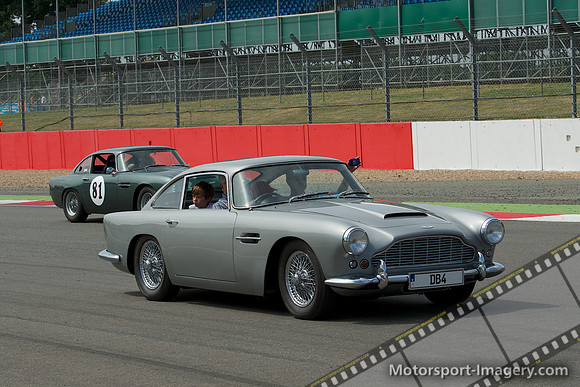 Aston Martin DB4