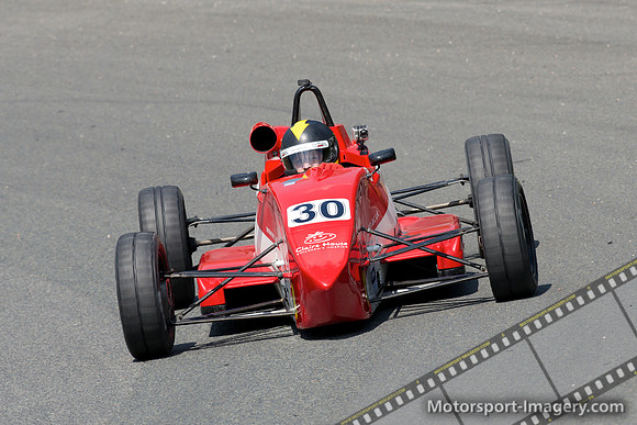 Stuart Jones, Van Diemen RF05K
