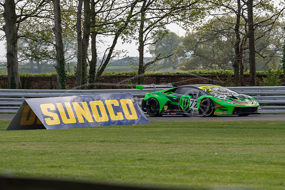 72  Barwell Motorsport - Lamborghini Huracan GT3 EVO, Adam Balon