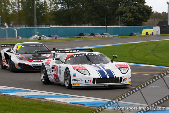 10  Sunred   Ford GT  Benjamin Lariche / Laurent Groppi