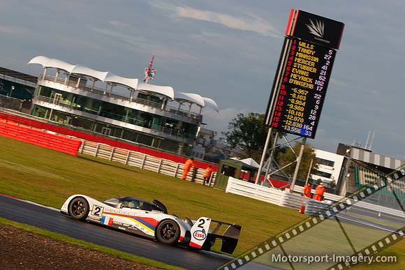 2  PEUGEOT 905 Evo 1B