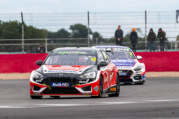 48 Ollie JACKSON, Apec Racing with Beavis Morgan Ford Focus