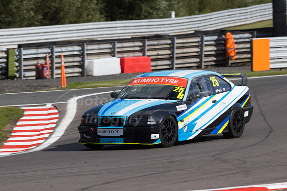 25 Trevor Ford