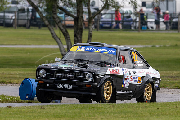 122, Darren James Nugent, Liam Whiteley, Ford Escort Mk II