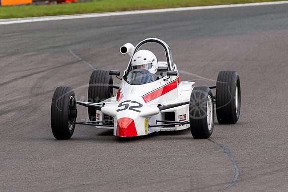 52 Trevor Morgan Reynard RF88