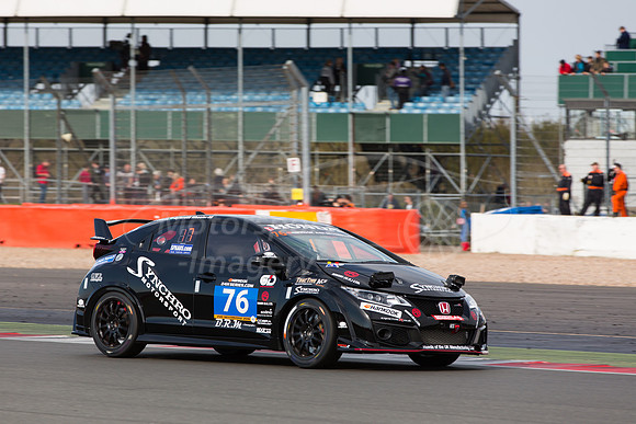 76  Synchro Motorsport