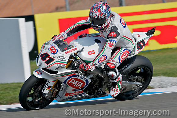 Noriyuki Haga, Pata Aprillia RSV4