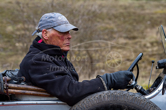 210  David Marsh  MORRIS BULLNOSE 2 SEATER SC 52
