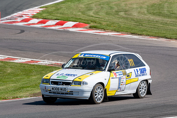111, Ian Philip Skipp, Russell Joseph, Vauxhall Astra GSi