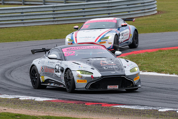 62  Academy Motorsport - Aston Martin V8 Vantage GT4  Alex Toth-