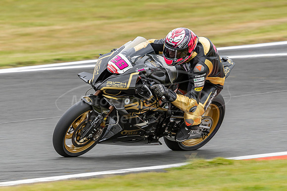 28 Bradley RAY   BMW - RICH Energy OMG Racing BMW