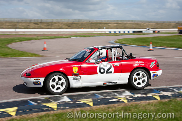 MX5 Championship Rockingham