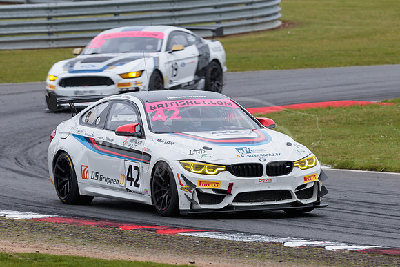 42  Century Motorsport - BMW M4 GT4  Mark Kimber / Jacob Mathijs