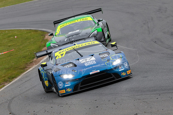 47  TF Sport - Aston Martin V8 Vantage GT3  Graham Davidson / Jo